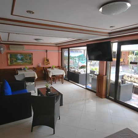 Kingfisher House & Bar Pattaya Exterior photo